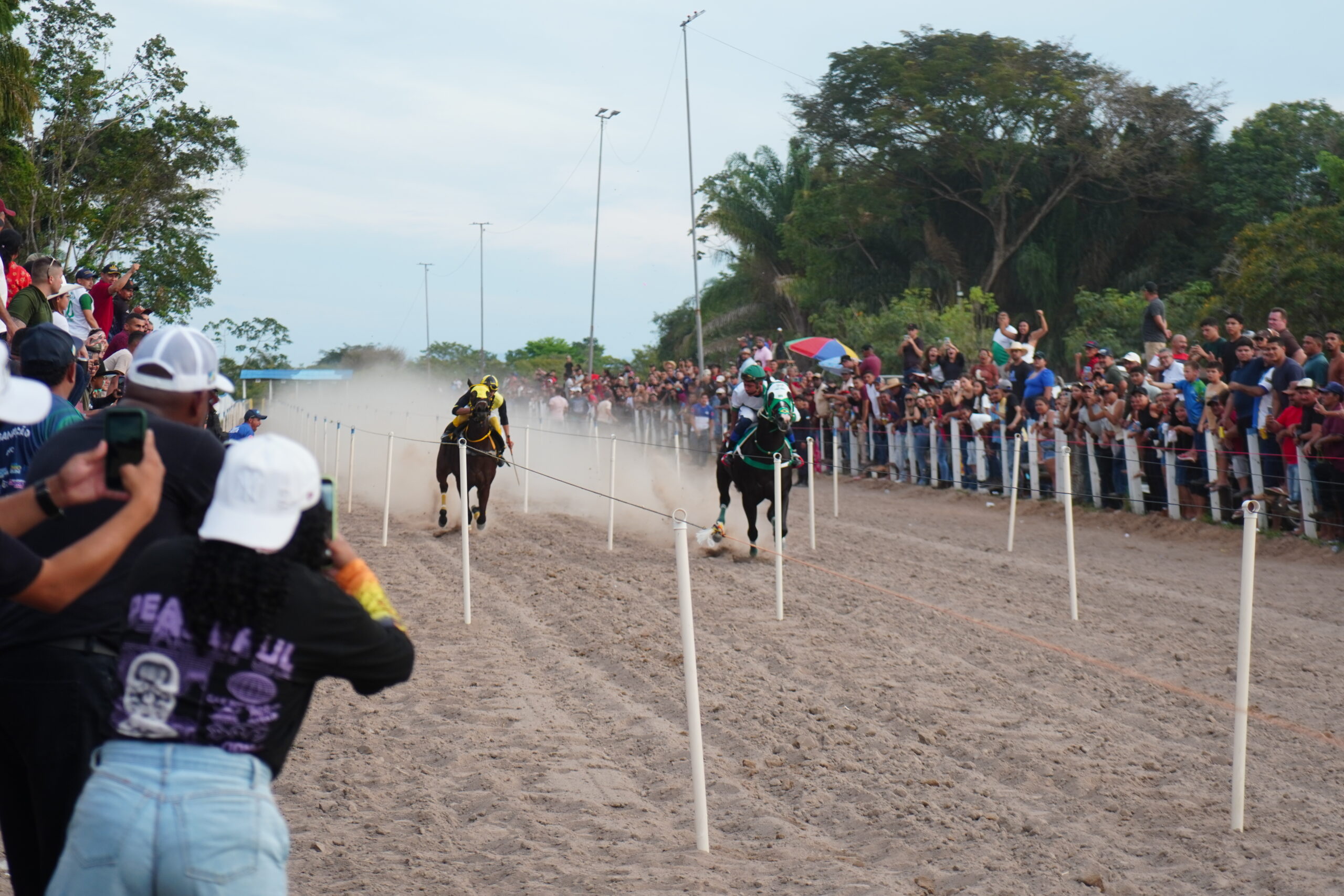 mega-mucajai-corrida